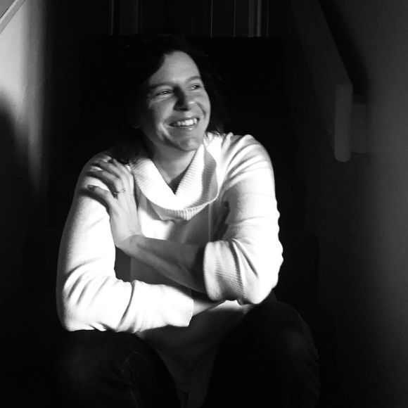 Meet your Posher, Crystal - Picture 1 of 1